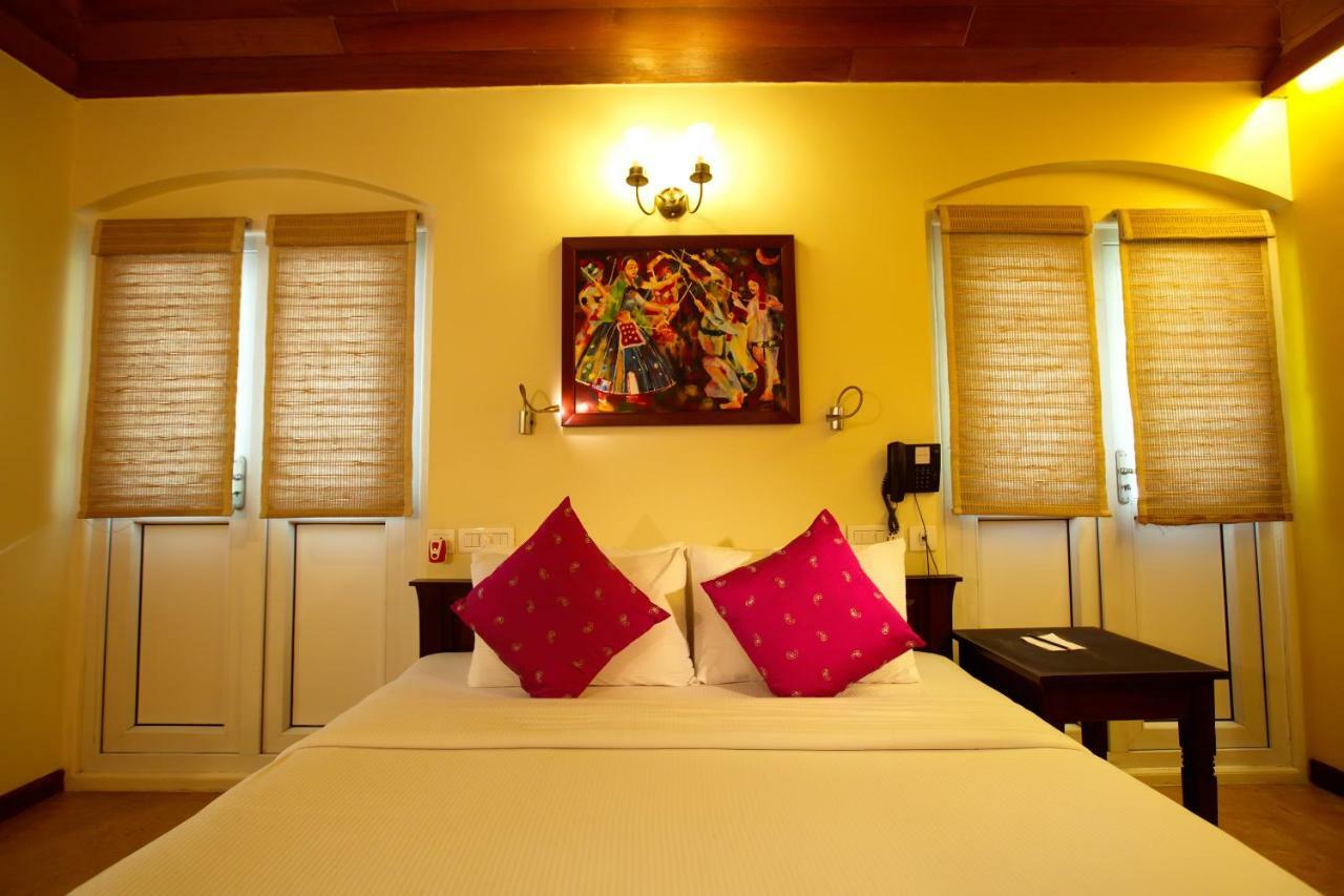 Tea Bungalow Kochi Exterior photo