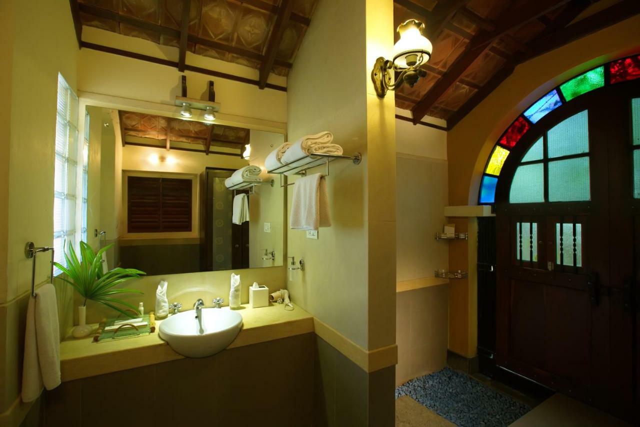 Tea Bungalow Kochi Exterior photo