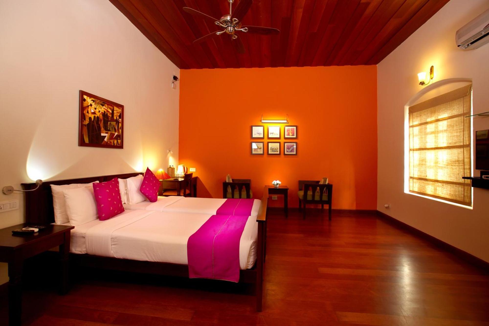 Tea Bungalow Kochi Exterior photo