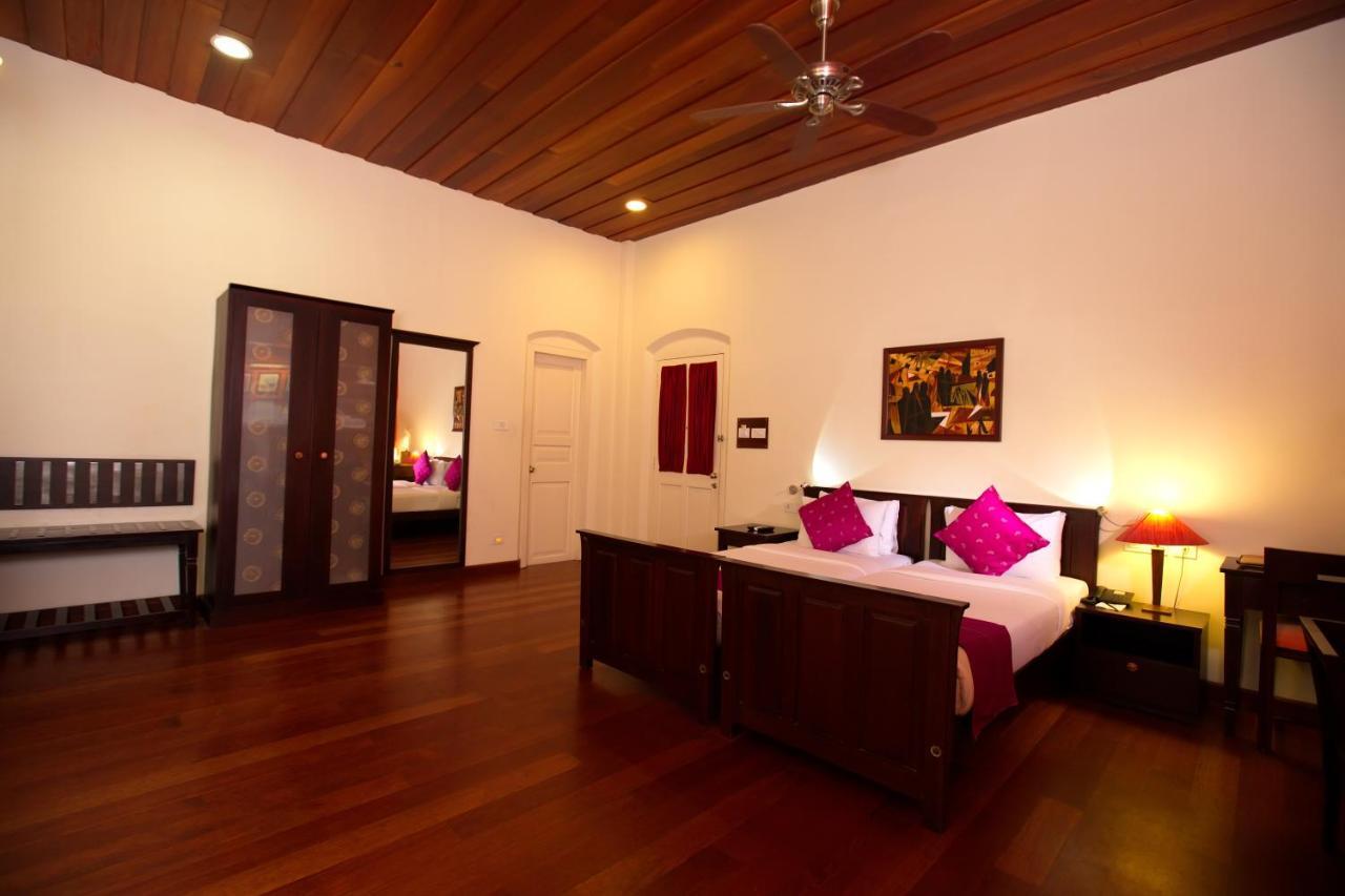 Tea Bungalow Kochi Exterior photo